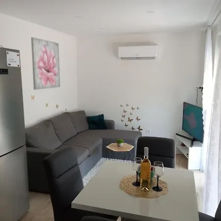 Apartment Heaven *